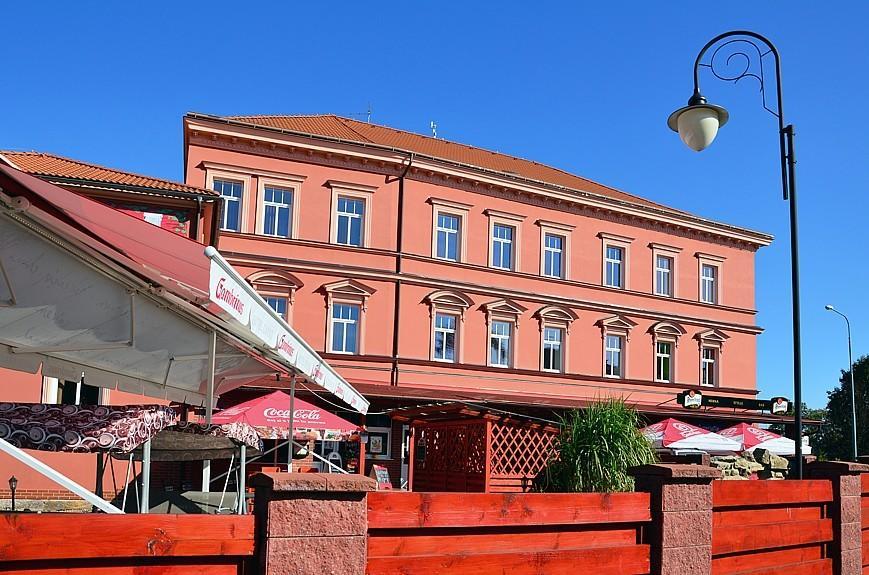 Grand Hotel Jaromer Bagian luar foto